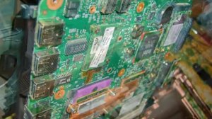 HP 550 Laptop CPU upgrade (Intel Core 2 Duo T5470 ►T8300)