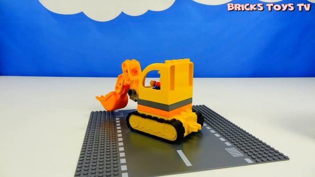 LEGO DUPLO 10931 vs 10812. New 2020 Tracked Excavator. Сравнение наборов ЛЕГО Дупло 10931 и 10812. смотреть онлайн