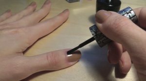 Покрытие кракелюр. Маникюр с трещинками от OPI.