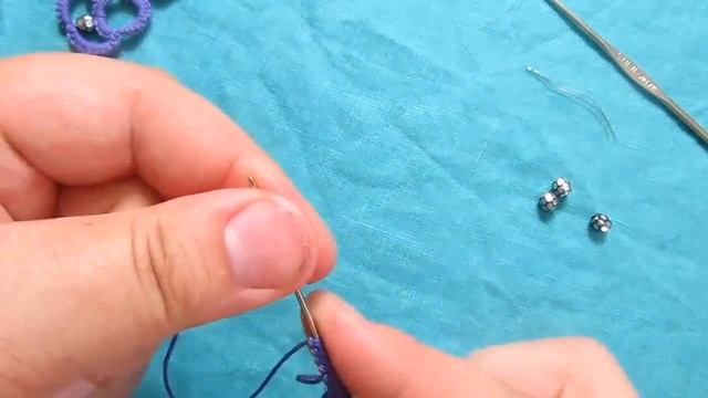 Фриволите иглой. Кружевные клипсы. Мотивы фриволите. смотреть онлайн