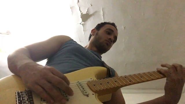Testing my Fender Strat Yngwie Malmsteen signature смотреть онлайн