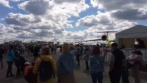 Показательный полёт вертолёта Ми-26, авиашоу компании UTair, а/п "Плеханово", Тюмень