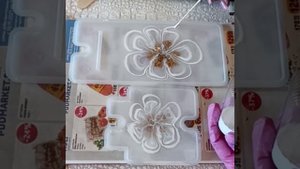 Шикарный набор из эпоксидной смолы. Подставка для телефона и подстаканник.