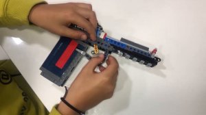 How to build LEGO gun that works Desert Eagle TUTORIAL