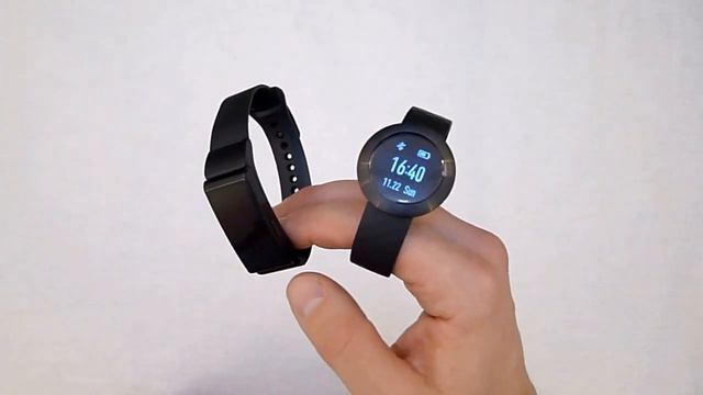 Сравнительный обзор фитнес браслета-гарнитуры TalkBand B2 и смарт-часов Honor Zero от "Huawei". смотреть онлайн