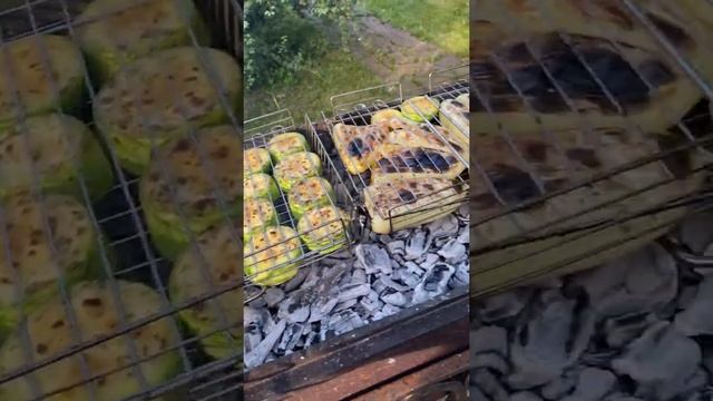 Овощи на мангале. Баклажан на мангале. Цукат на мангале. Шампиньон на мангале.
