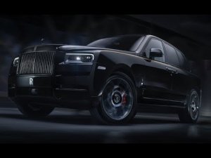 Значок Rolls-Royce Cullinan Black - смелый в черном.