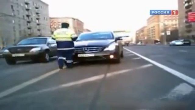 Депутат КОГАН разговаривают с гаишниками (ГАИ). смотреть онлайн