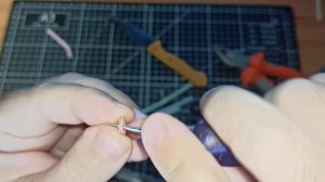 How to make an easy fishing float in a minute. Double sided for long casting