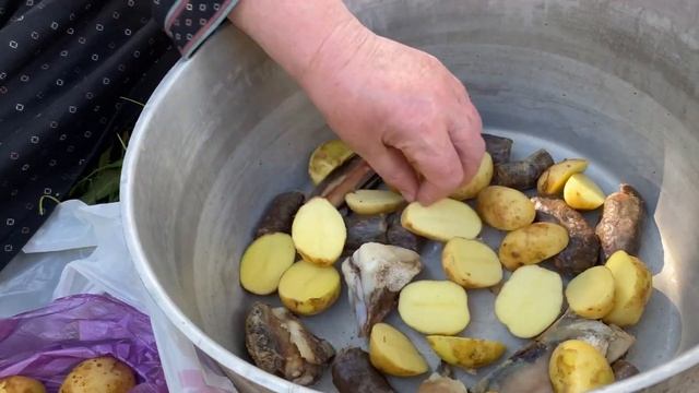 Дагестан/ Готовим ужин на природе / Моменты из жизни горянки. смотреть онлайн