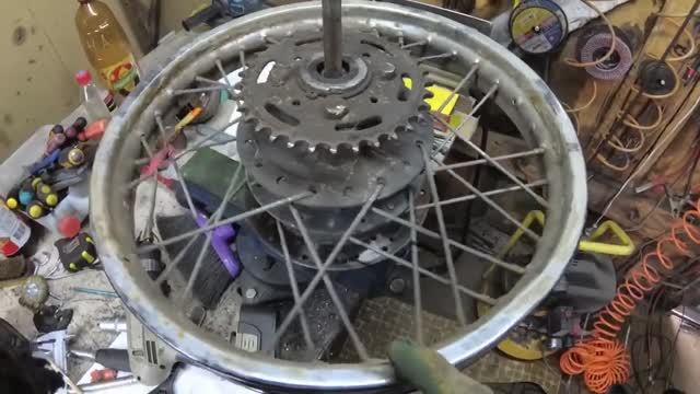 Колеса трайка, вареные спицы, мотоэвакуатор. смотреть онлайн