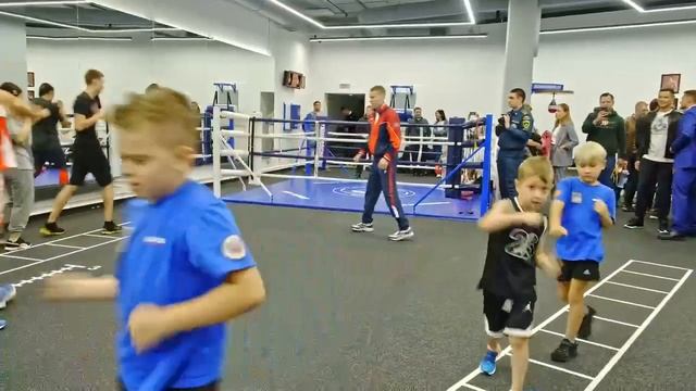 Открытие Академии Бокса смотреть онлайн