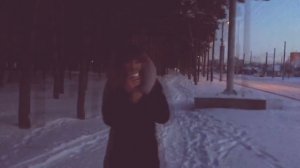 Глажу лютики