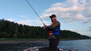 Рыбалка на Оби. Душевная рыбалка на щуку на реке Обь