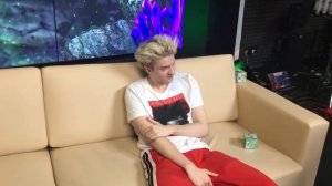 Алоха даёт интервью после своего дебюта (Dota 2)