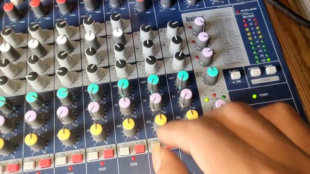 setting efeck internal di mixer soundcraft efx 8 смотреть онлайн