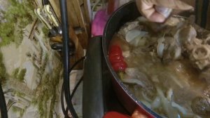 Баранина в казане в собственном соку с овощами.