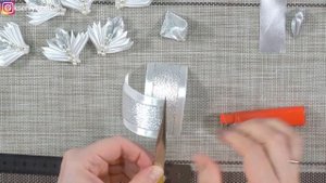 Сегодня сделаем Новогоднюю Снежинку на ободке из атласных лент/ канзаши DIY