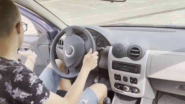 Відео огляд DACIA SANDERO смотреть онлайн
