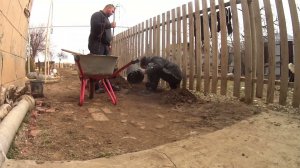 Первые весенние посадки в Южном саду//Подарок от мужа на 8 марта