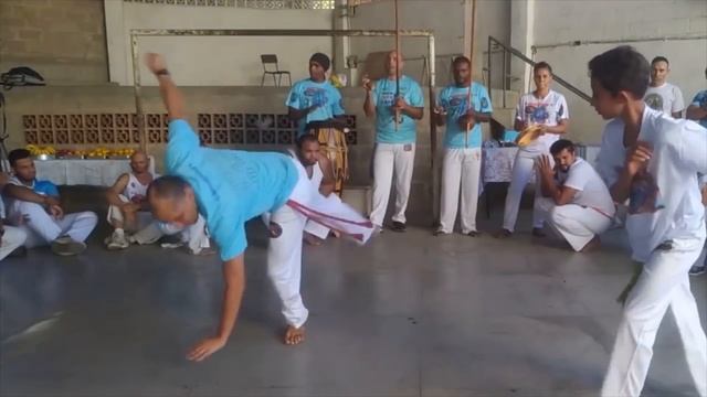 Top 10 Movimentos mais dificeis da Capoeira (Especial 90K Mestre Koioty Herança de Zumbi) смотреть онлайн