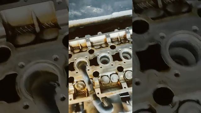 Volvo S60 Cylinder head bolted to the block and torqued to specs, engine overhaul and repair 2.5t