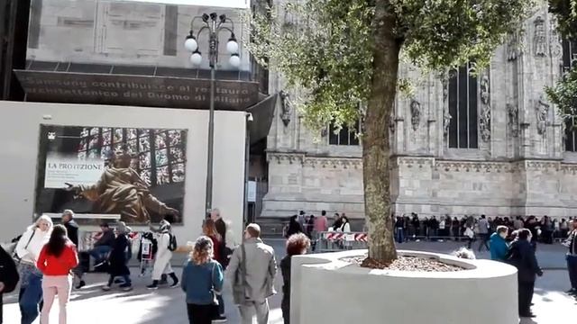 MILANO Piazza del Duomo.Милан площадь Дуомо.