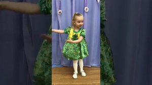 Гребнева Даша "Нас в любое время года учит мудрая природа..."