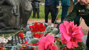 Моя спасенная Россия Людмила Алексеева из репертуара Людмилы Николаевой Автор видео Нина Рудакова