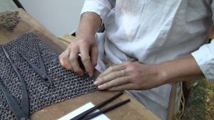 Как сделать кольчугу?