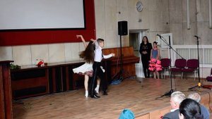 Лиза Быховенко и Влад Бленда - ча-ча-ча День медиков-2016