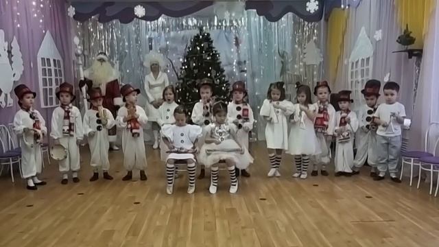 ШУМОВОЙ ОРКЕСТР "МАЛЕНЬКОЙ ЁЛОЧКЕ" СТАРШАЯ ГРУППА