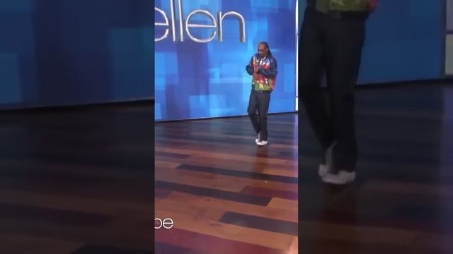 Snoop Dogg dance to the Armenian song kochari  _ Танец Снуп Догг под Армянскую песню кочари ?