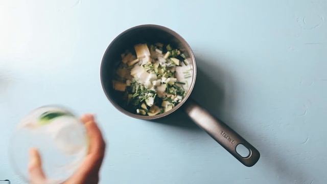 Булгур с кабачком и зеленым луком на кокосовом молоке смотреть онлайн