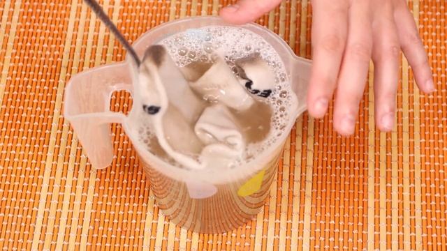 Беру СРЕДСТВО ДЛЯ КОВРОВ и НОСКИ БЕЛОСНЕЖНЫЕ! Легкий способ вернуть белизну белым ВЕЩАМ