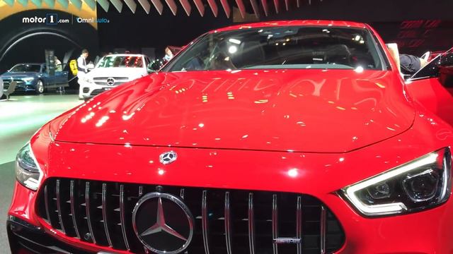 Mercedes AMG GT 43 4Matic+ Coupè 4, una entry level da 90mila euro | Salone di Parigi 2018 смотреть онлайн