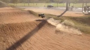 Arrma Mojave 6s BLX Off-road 6s Run ???