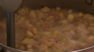 Яблочное пюре на зиму - простой рецепт.