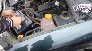 Замена аккумулятора на Opel Vectra