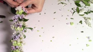 Как сделать венок на голову из живых цветов | Мастер класс по флористике | DIY Floral Vine