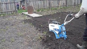 Культивируем огород под грядки