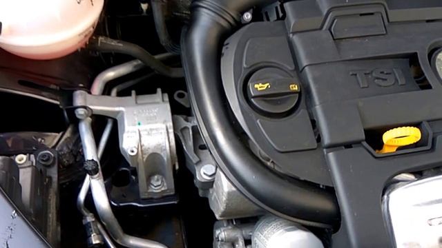 Треск в области двигателя в VW Тигуане 1,4 TSI DSG 150л.с. смотреть онлайн