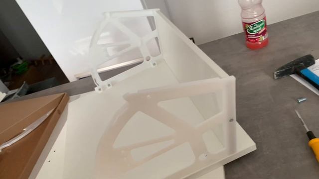 Как собрать мебель из IKEA? смотреть онлайн