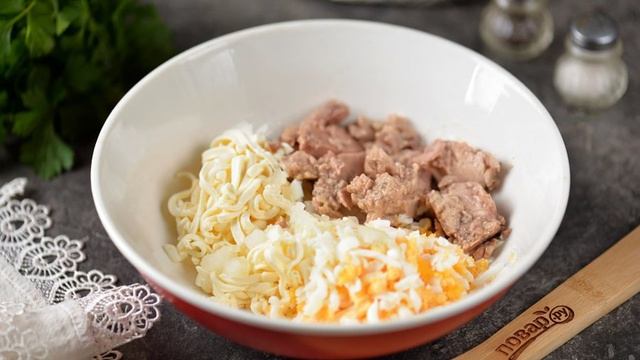 Тарталетки с печенью трески, яйцом и сыром