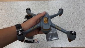 Обзор и полет квадрокоптера Hubsan X4 H501M (Wi-Fi)