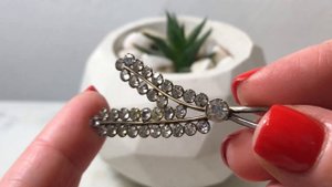 СОВЕТСКОЕ СЕРЕБРО СО ВСТАВКАМИ ИЗ ЮВЕЛИРНОГО СТЕКЛА