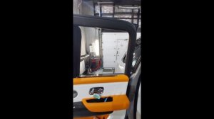 Снятие задней карты двери Rolls-Royce Cullinan