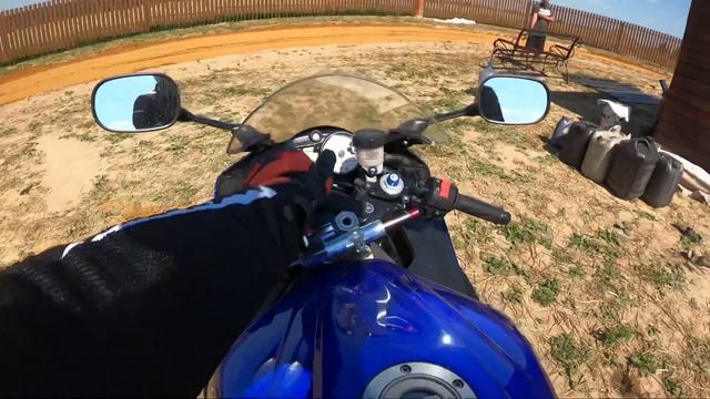 Не вошёл в поворот на СПОРТБАЙКЕ! Yamaha R6 смотреть онлайн