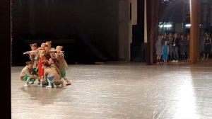 Таких нету! Granddance