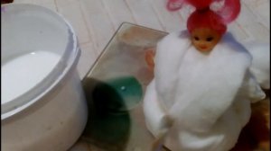 Снежная баба из ваты и фольги из сломанной куклы. Ёлочная игрушка своими руками. Новогодние поделки